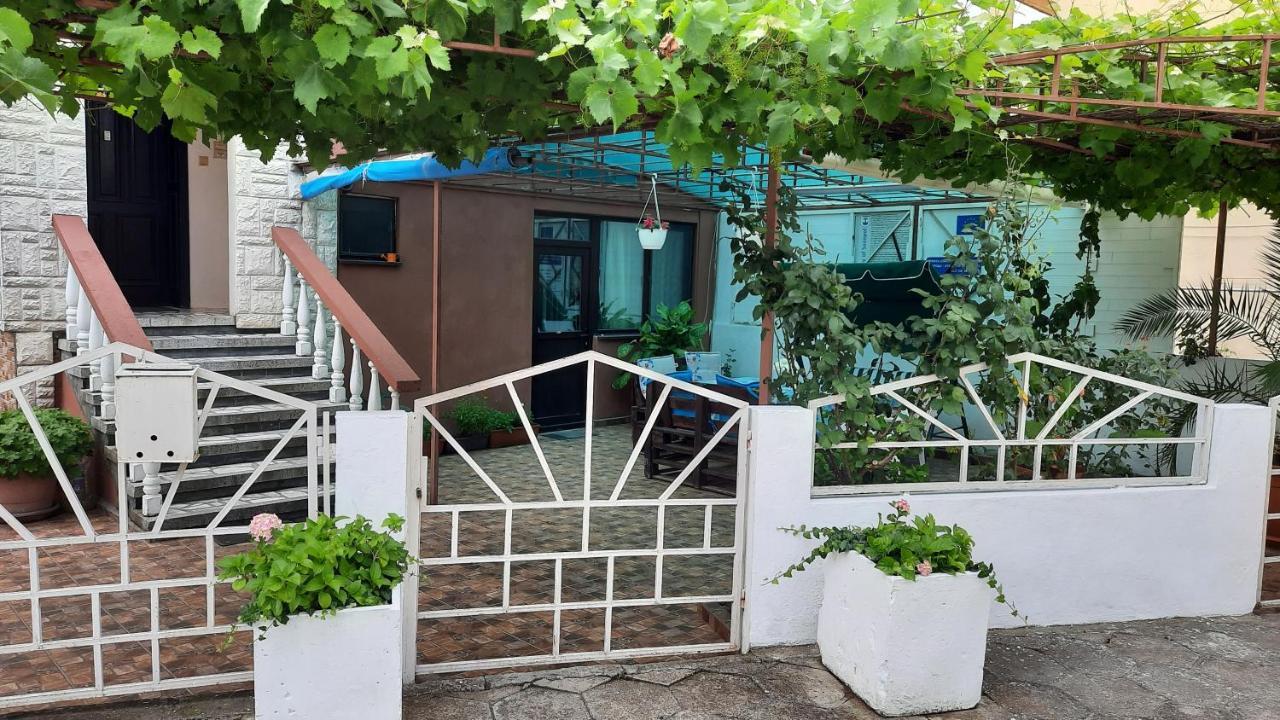 Guest House Zora Sozopol Exterior photo